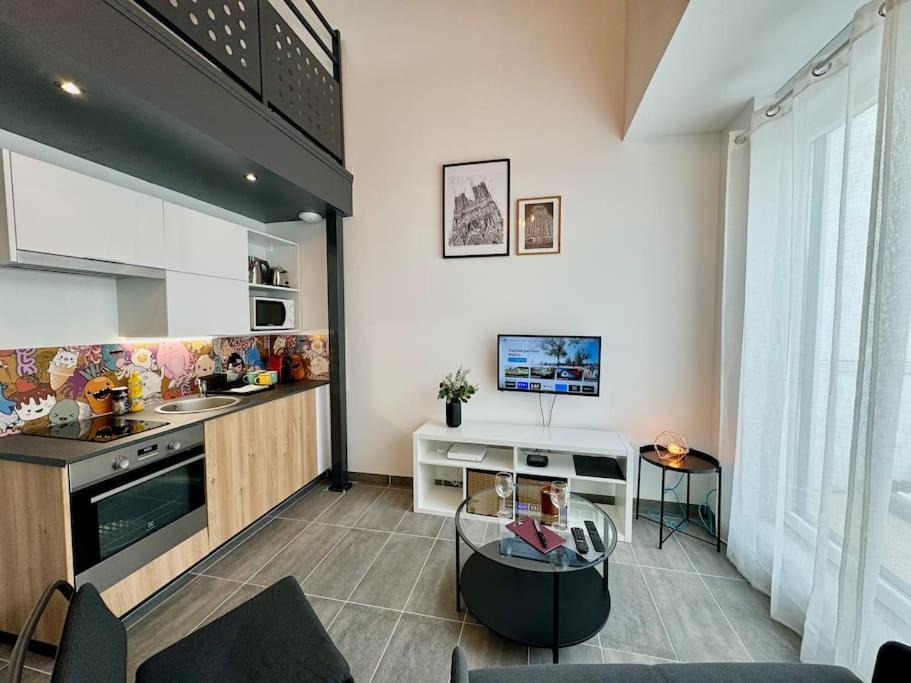 Au Coeur Des Moissons Apartment